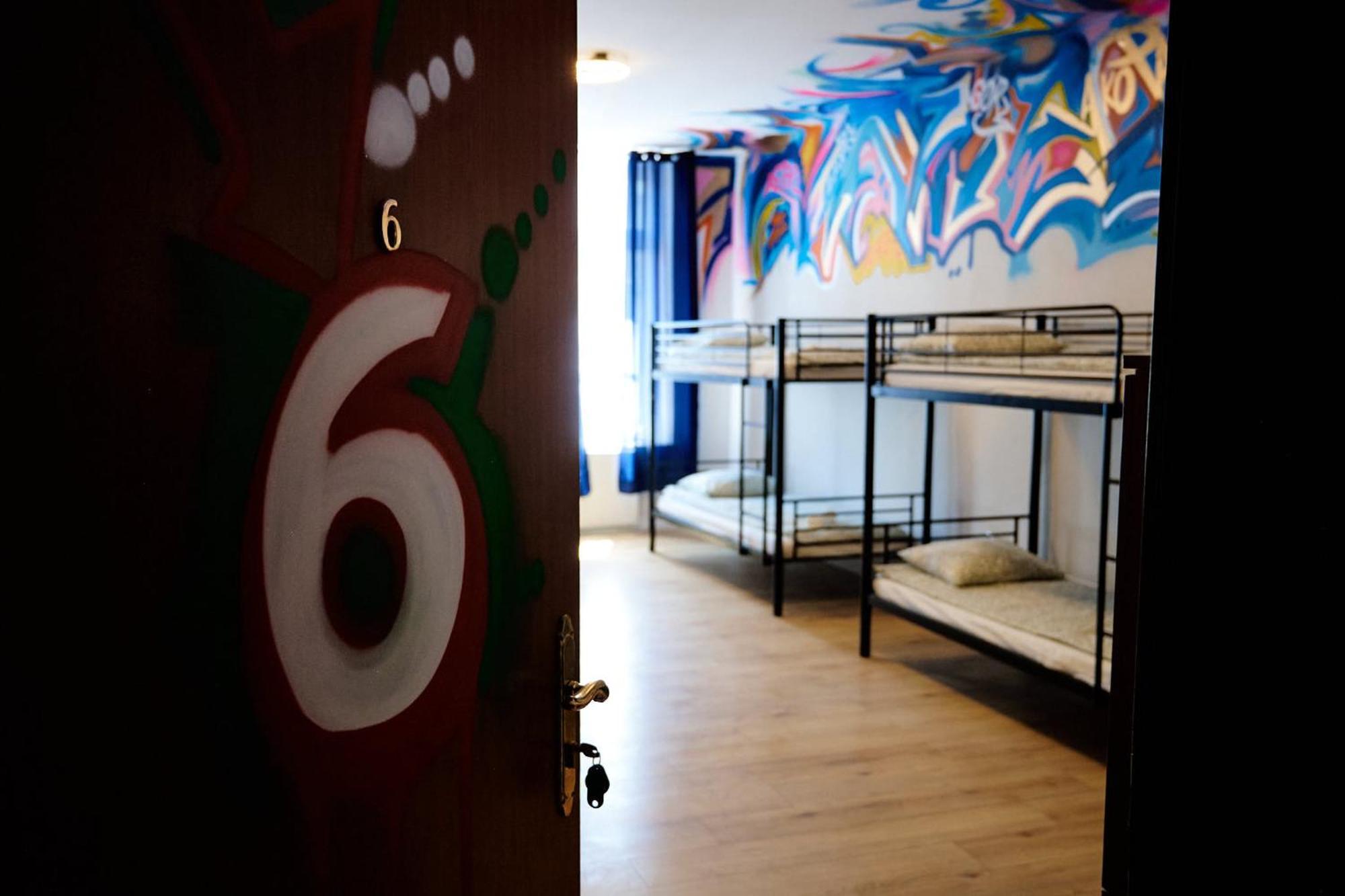 Hostel Graffiti Красков Екстериор снимка