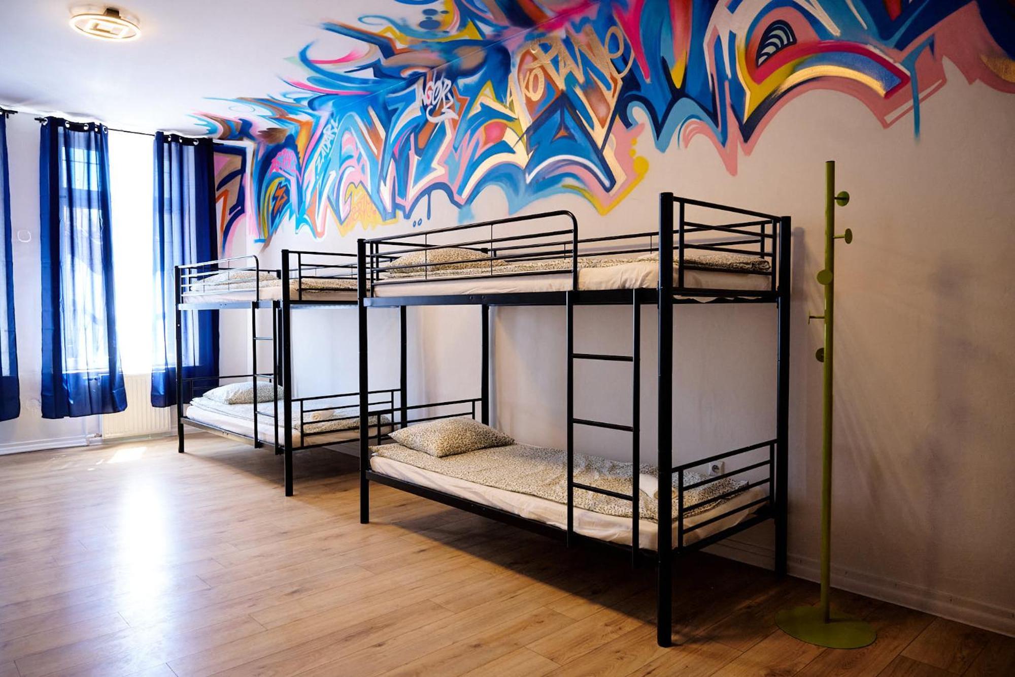 Hostel Graffiti Красков Екстериор снимка