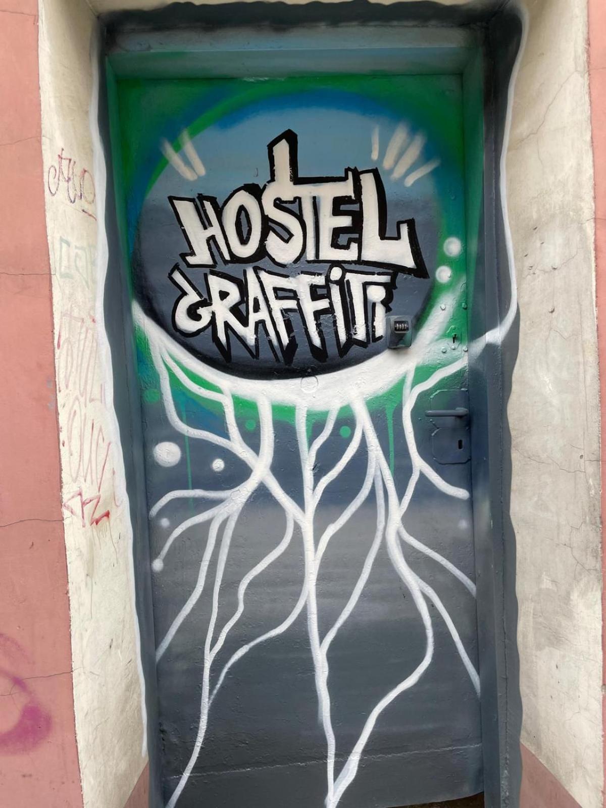 Hostel Graffiti Красков Екстериор снимка